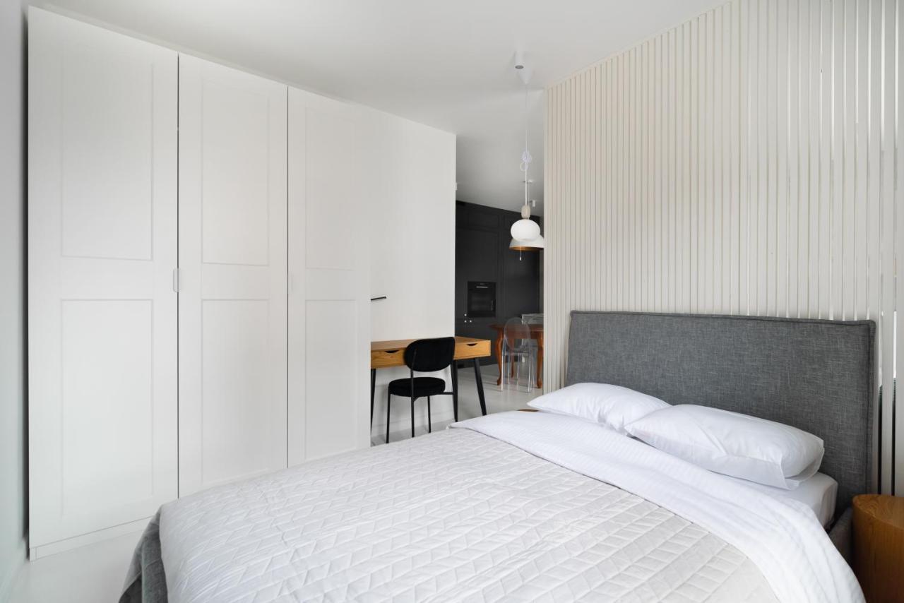 Wola Artistic Designer Apartment Varşovia Exterior foto